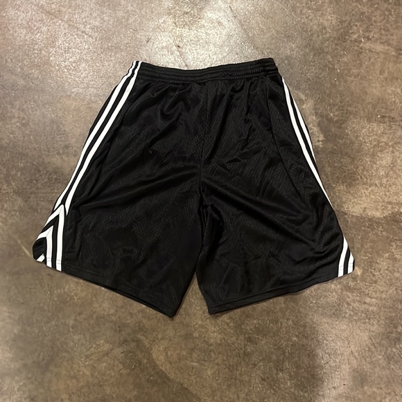 Champion - Picture 2 of 2